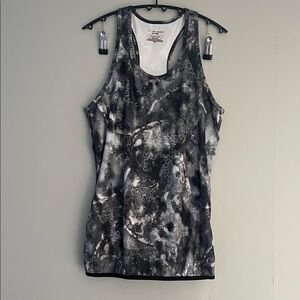 Tek Gear Athletic Top Size Small
